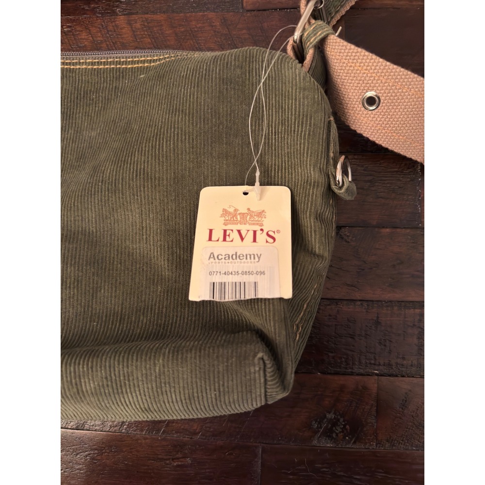 Levis Academy Corduroy Crossbody Bag Olive Green Messenger Purse Red Tab NWT - Picture 3 of 4